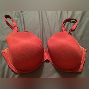 Victoria Secrets 38DDD Multi-way Bra